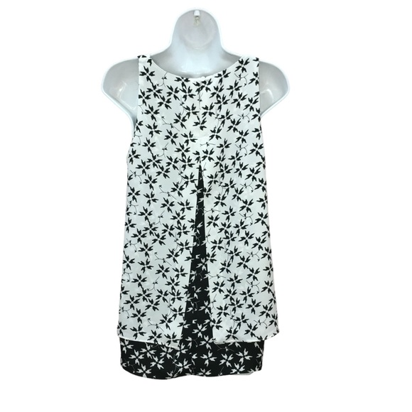 Premise Studio Layered Split Back White Black Print Sleeveless Top Womens Small - Picture 5 of 10